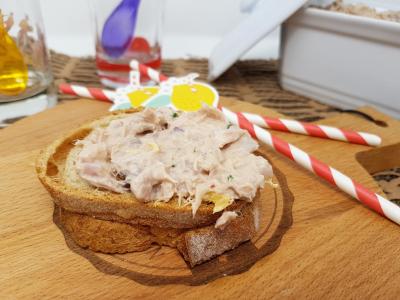 Rillettes thon baies roses